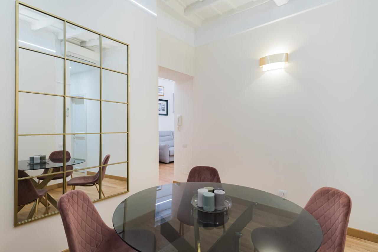 Lupa Luxury Apartment Рим Екстериор снимка