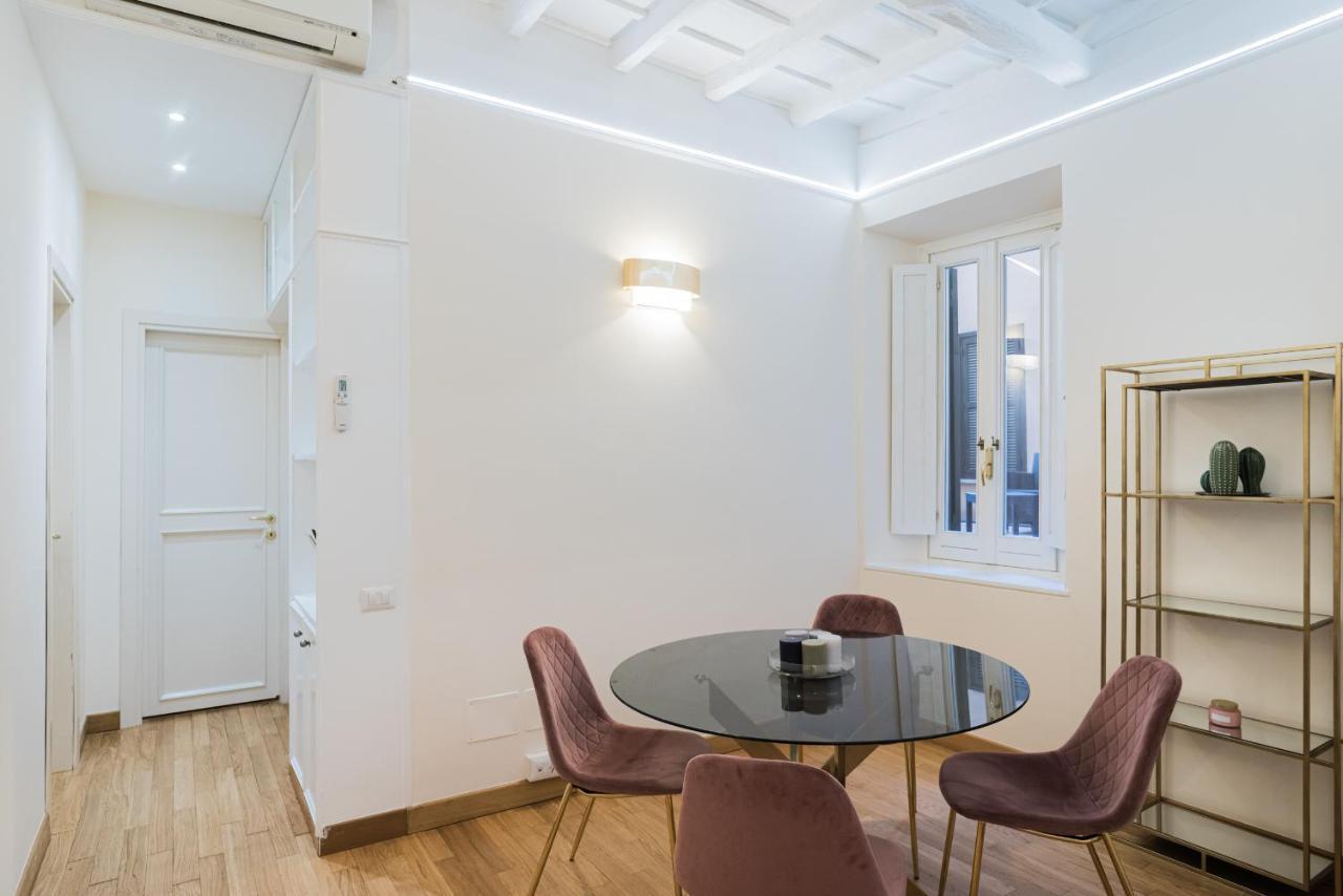 Lupa Luxury Apartment Рим Екстериор снимка