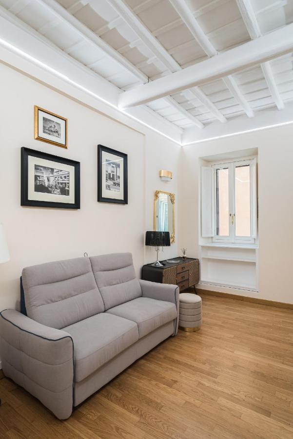 Lupa Luxury Apartment Рим Екстериор снимка